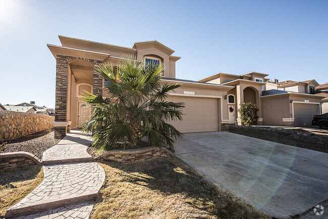 Building Photo - STYLISH NORTHEAST EL PASO HOME FOR RENT - ...