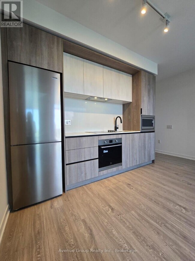 Photo - 2495 Eglinton Ave W Unit 702