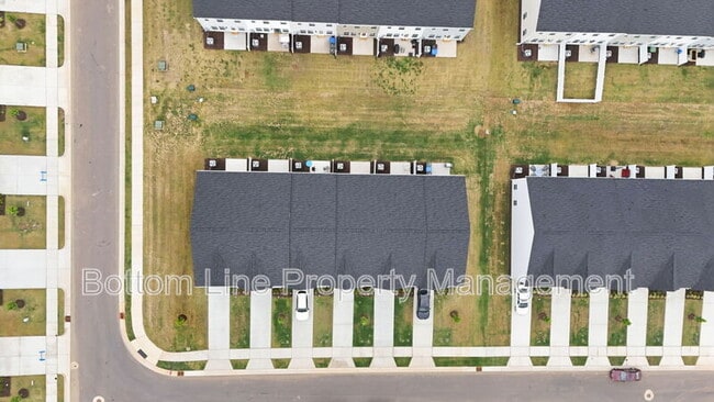 Photo - 27 Broward Ln