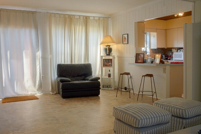 Photo - 6752 SW 52nd St