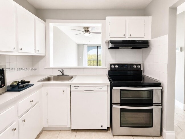 Photo - 9440 Fontainebleau Blvd Unit 515