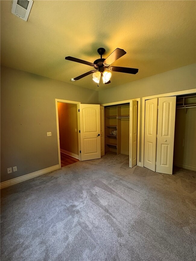 17 Miller Dr