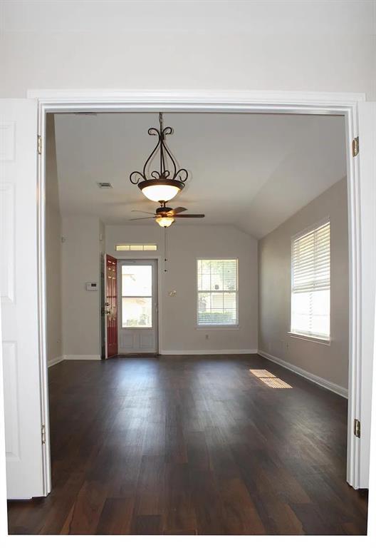 Photo - 1619 Parkfield Cir