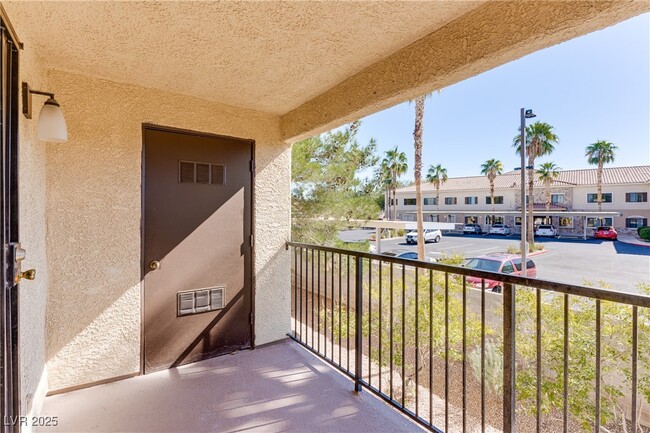 Building Photo - 601 Cabrillo Cir Unit 1294