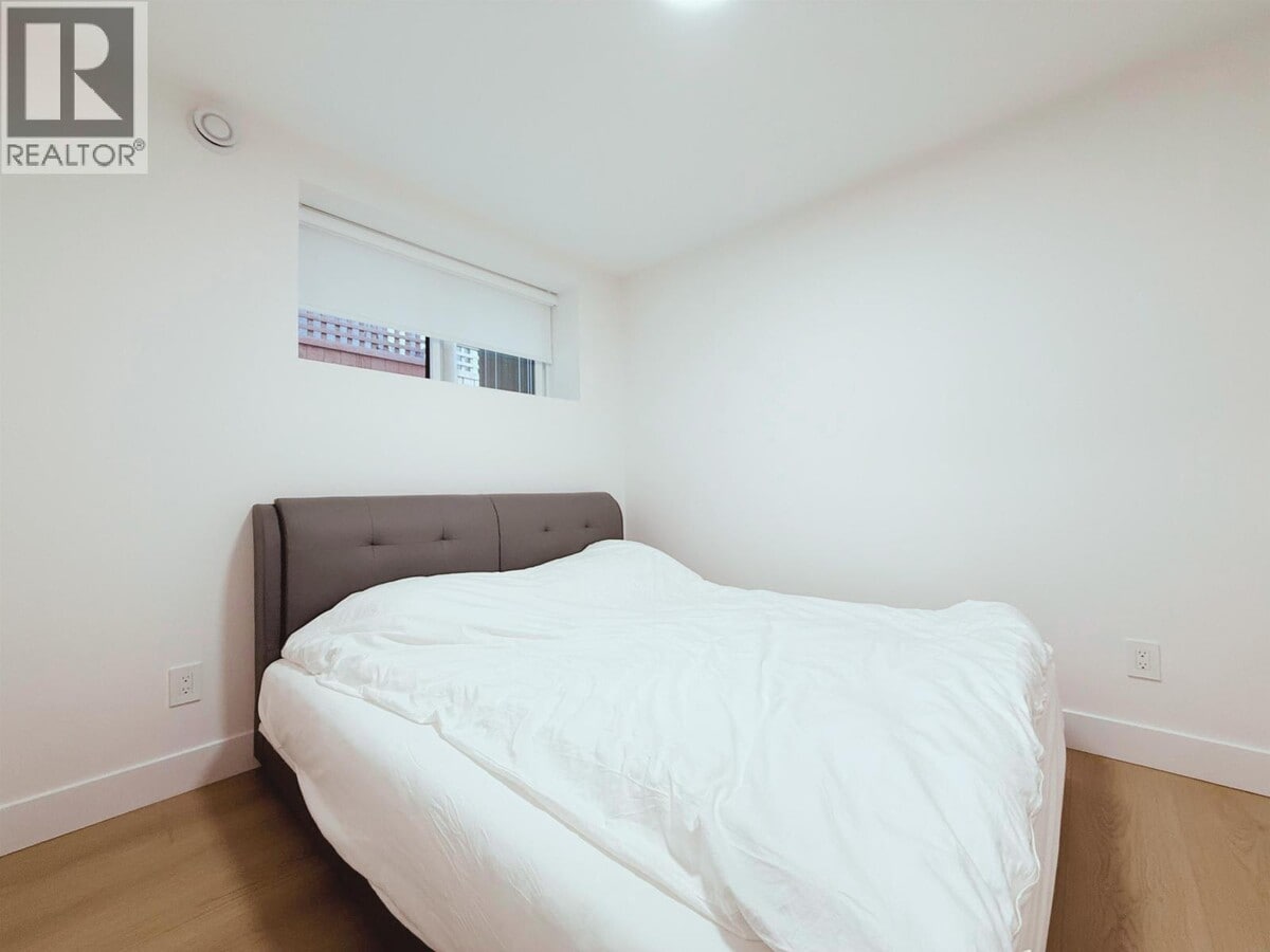 Photo - 7489 17th Ave