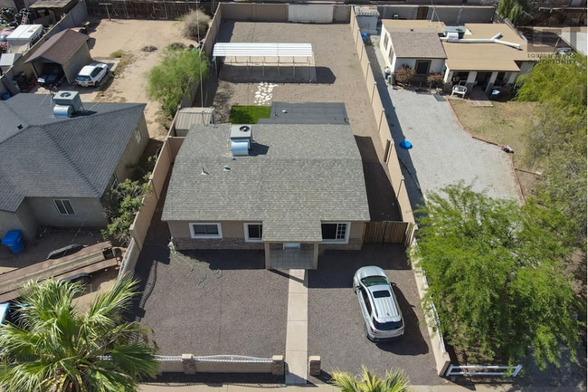 2Bed/2Bath House at Van Buren St/27th Ave! Move-In Ready on 10/15/2026! – NO HOA! RV GATE!