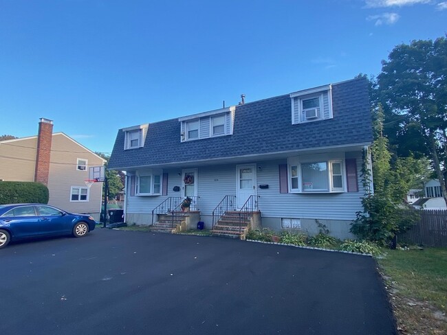 Photo - 636 Torrey St Townhome