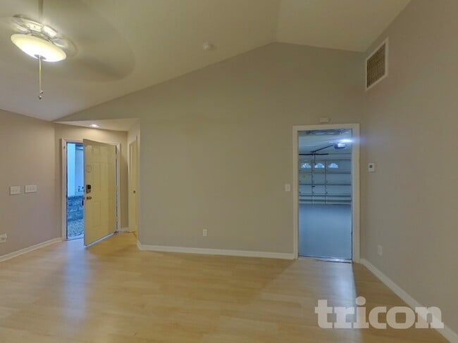 Photo - 723 Cape Cod Cir