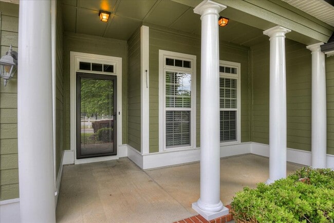 Photo - 1021 Mansford Ln