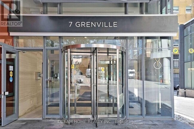 Photo - 7 Grenville St Unit 3713