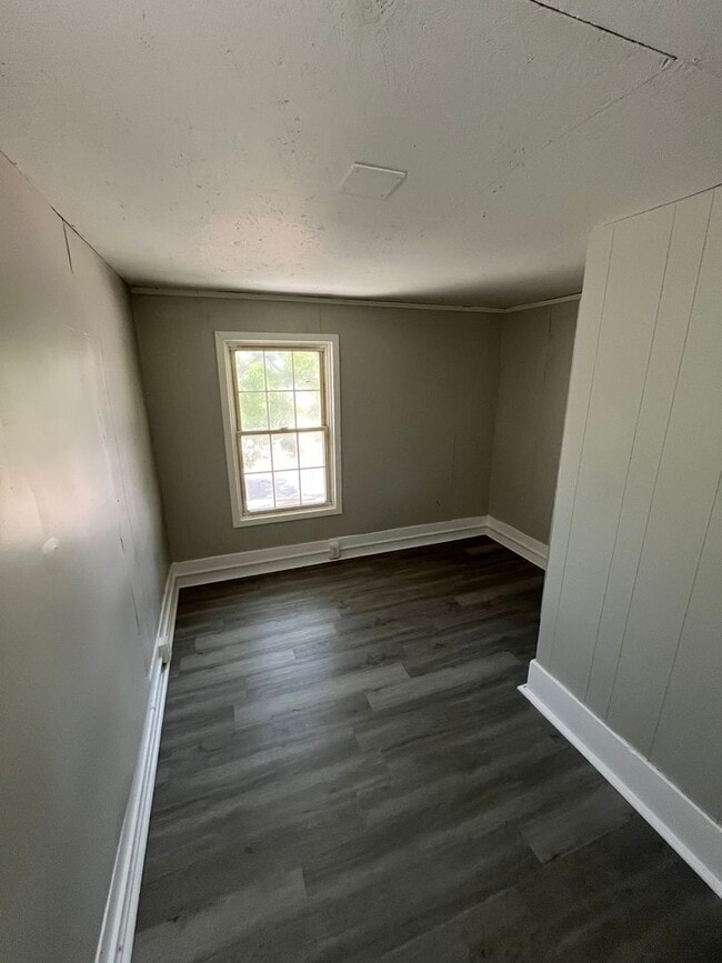 Photo - Section 8 Accepted, 3-bedroom home, perfec...
