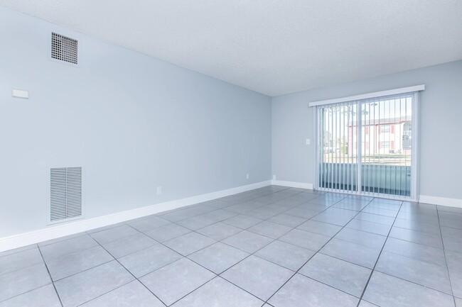 Regency Square Apartments