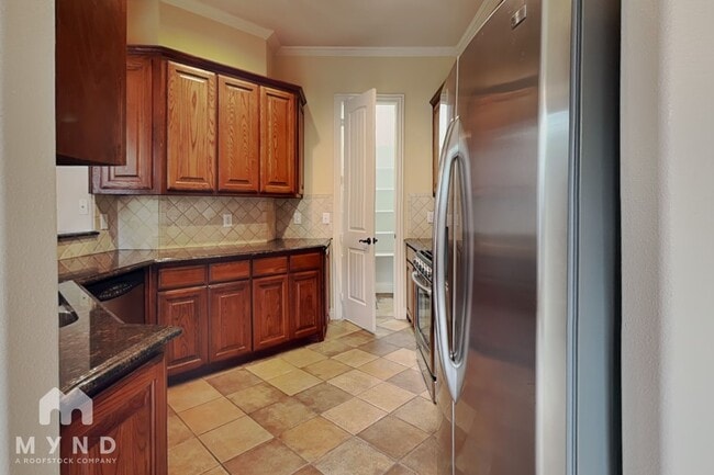 Photo - 2204 Apollonia Ln