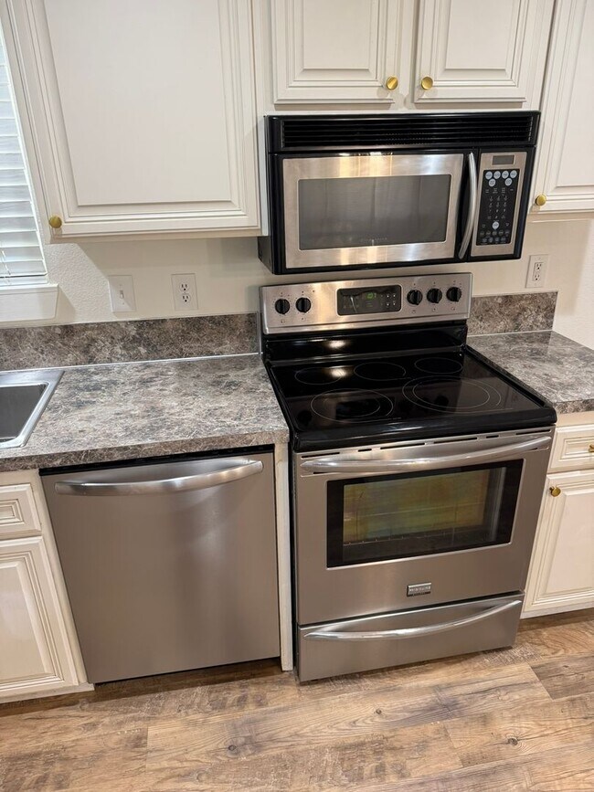 Photo - Updated Three Bedroom Home in South Salem