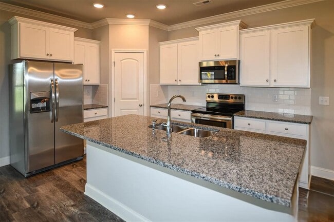 Photo - 109 River Haven Dr