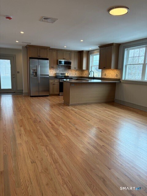 Photo - 108 Wilson St Unit B