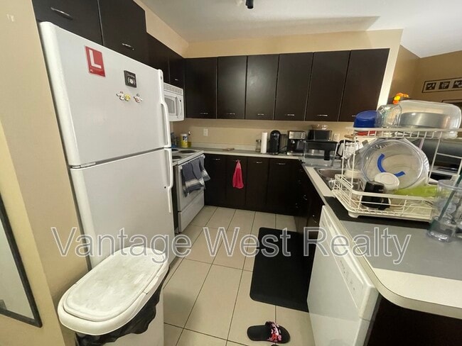 Photo - 539 Yates Rd