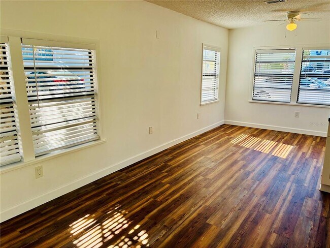 Photo - 19142 Whispering Pines Dr