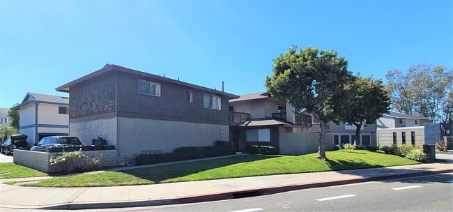 Building Photo - cmj3049 Unit B