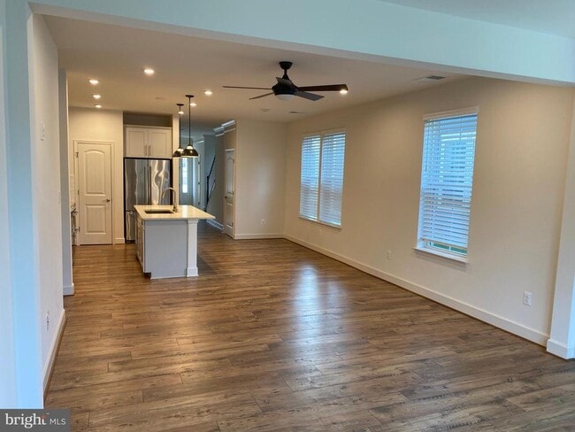 Photo - 31612 Old Postal Wy