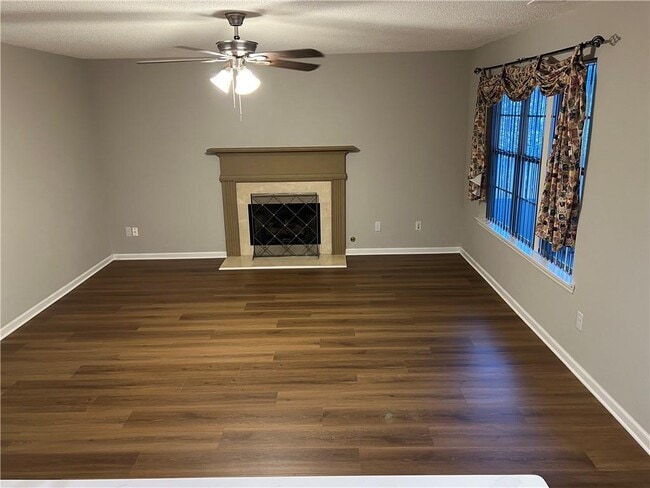 Photo - 6535 Glen Pond Trce