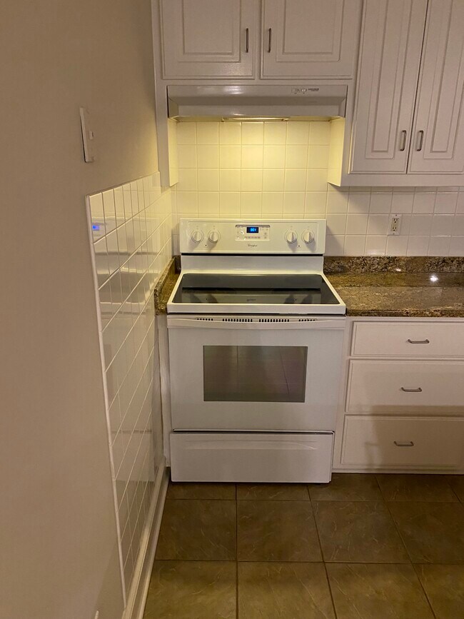 Photo - 125 Wild Iris Ln Unit A