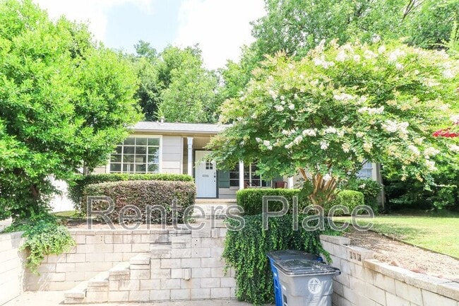 Photo - 1439 E 36th St House