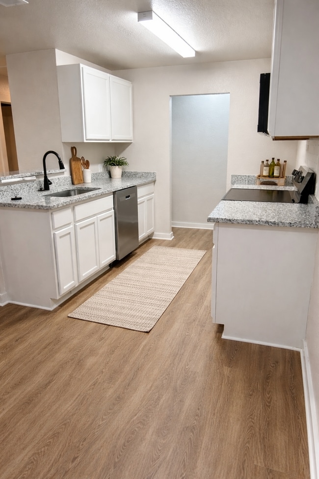 Photo - Charming Remodeled Duplex - Move- in READY!