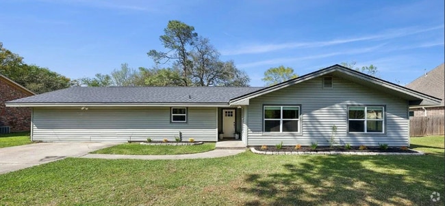 Building Photo - 313 Devillier St Rental