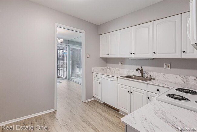 Photo - 31085 Pheasant Run St Unit 11