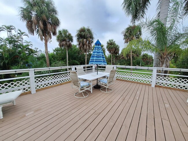 Photo - 16360 N Oleander Dr