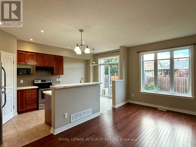 Photo - 949 Klondike Rd