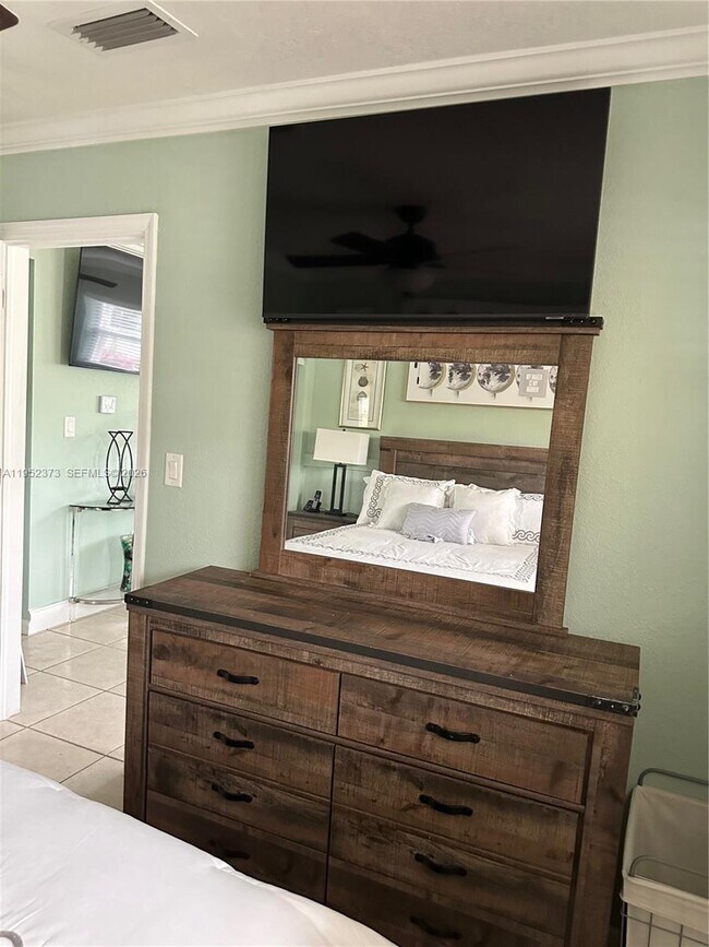 Photo - 6018 Plunkett St Unit rear