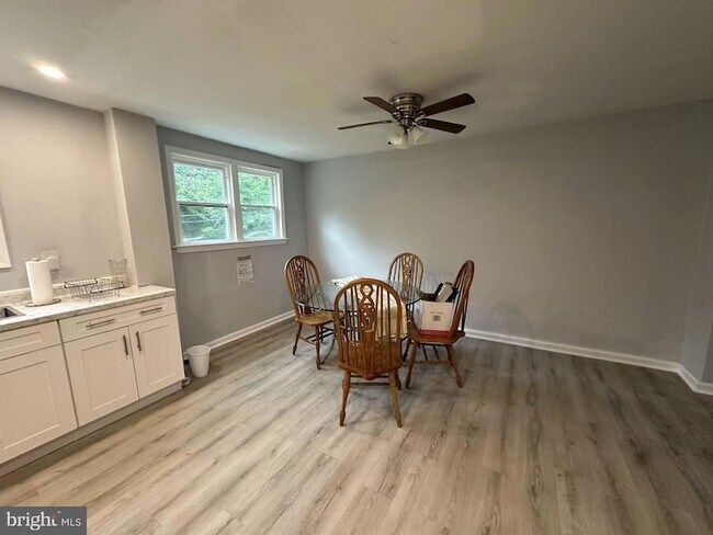 145 Madison Dr