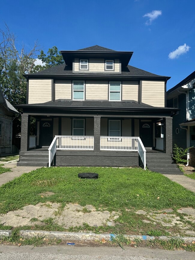 Photo - 3149 Ruckle St