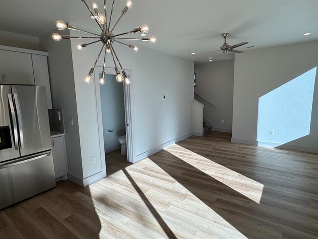 Photo - 1131 Walton Ln