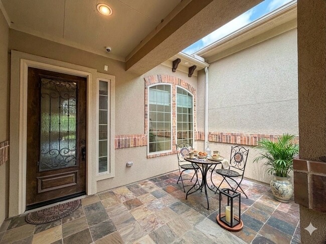 Photo - 10810 Poolman Pl