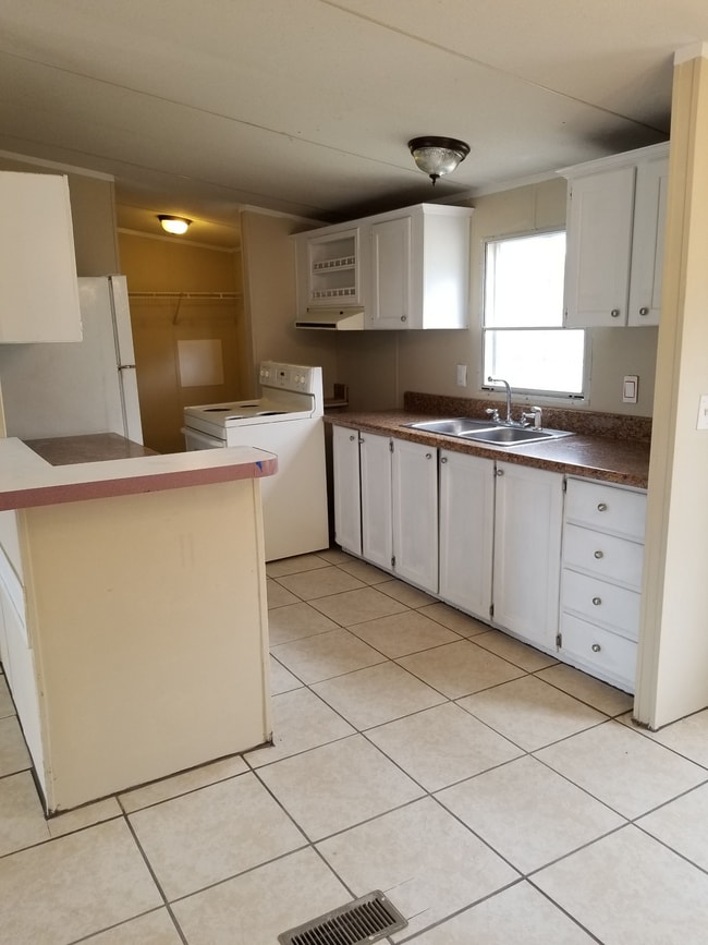 Photo - 219 Gramercy Ln