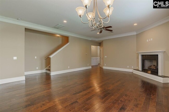 Photo - 105 High Bluff Ln