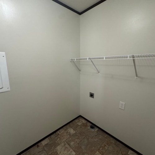 Building Photo - 27 Crestwood Dr Rental