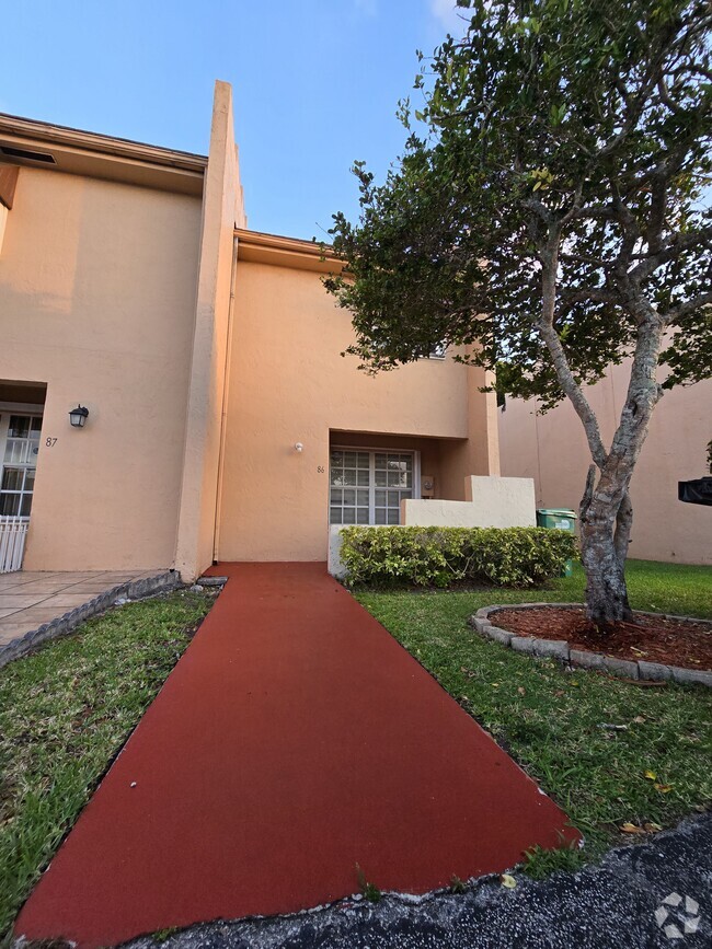 Building Photo - 10360 SW 154th Cir Ct Rental