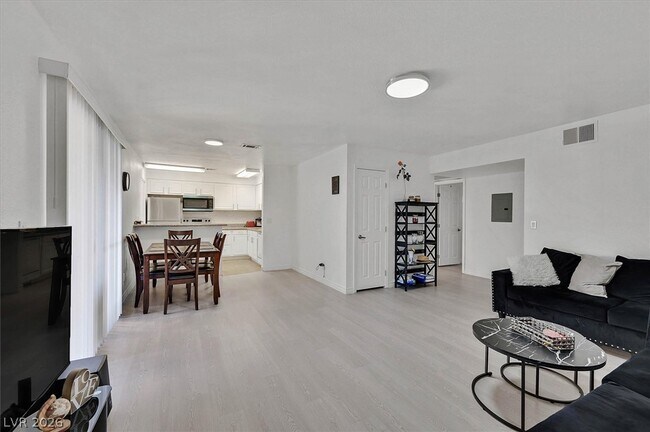 5493 Indian River Dr Unit 376