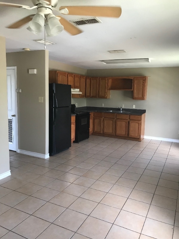 Photo - 1920 Frees St Unit 4