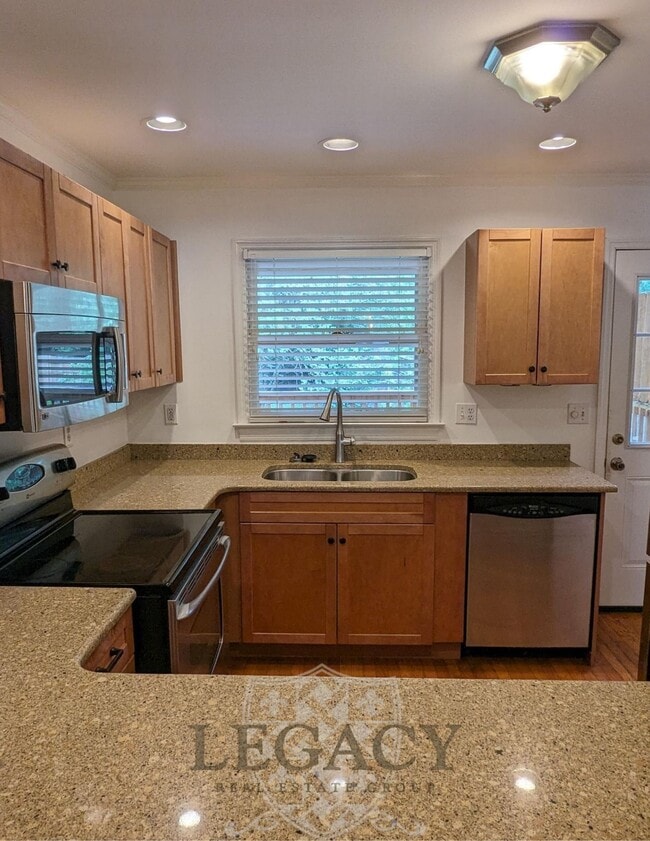 Photo - 1101C Biltmore Dr Casa