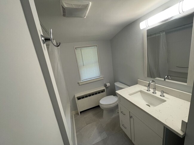 Photo - 24 Tulip Ln Unit Apt D