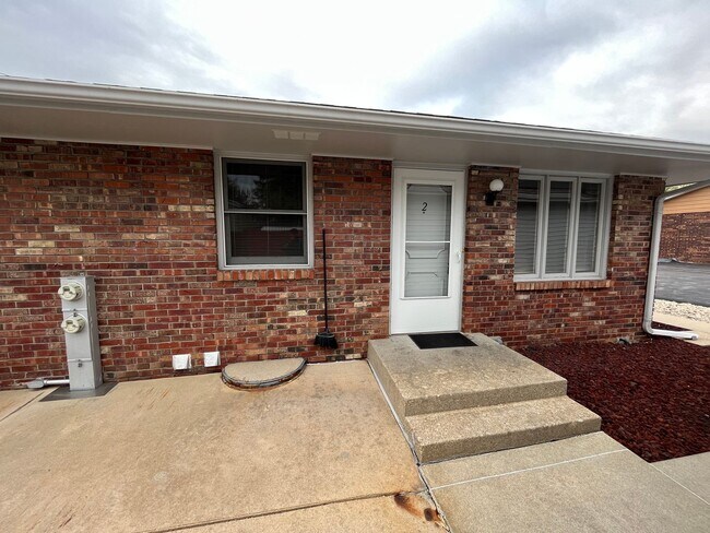 Photo - Midvale Dr 5509 Unit #2