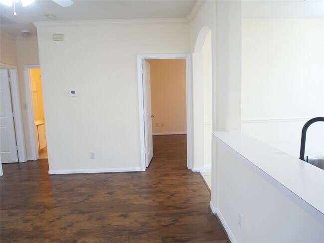 Photo - 6289 Wilcrest Dr Unit 7302