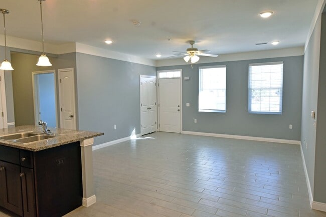 Photo - Shelby Township, 1st Floor Access! 2 Bedrooms, 2-Baths, att. Garage