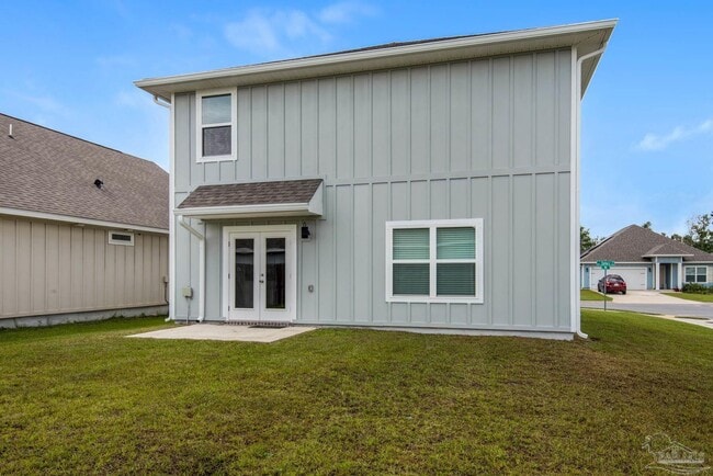 Photo - 5865 Danbury Blvd