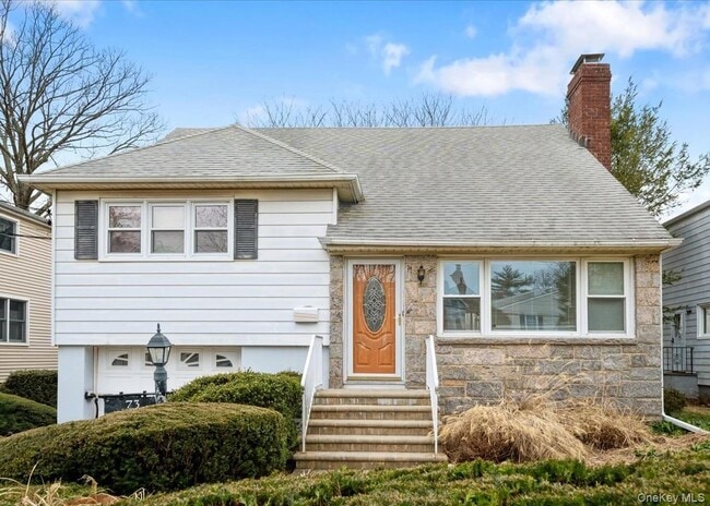 Building Photo - 73 Ewart St